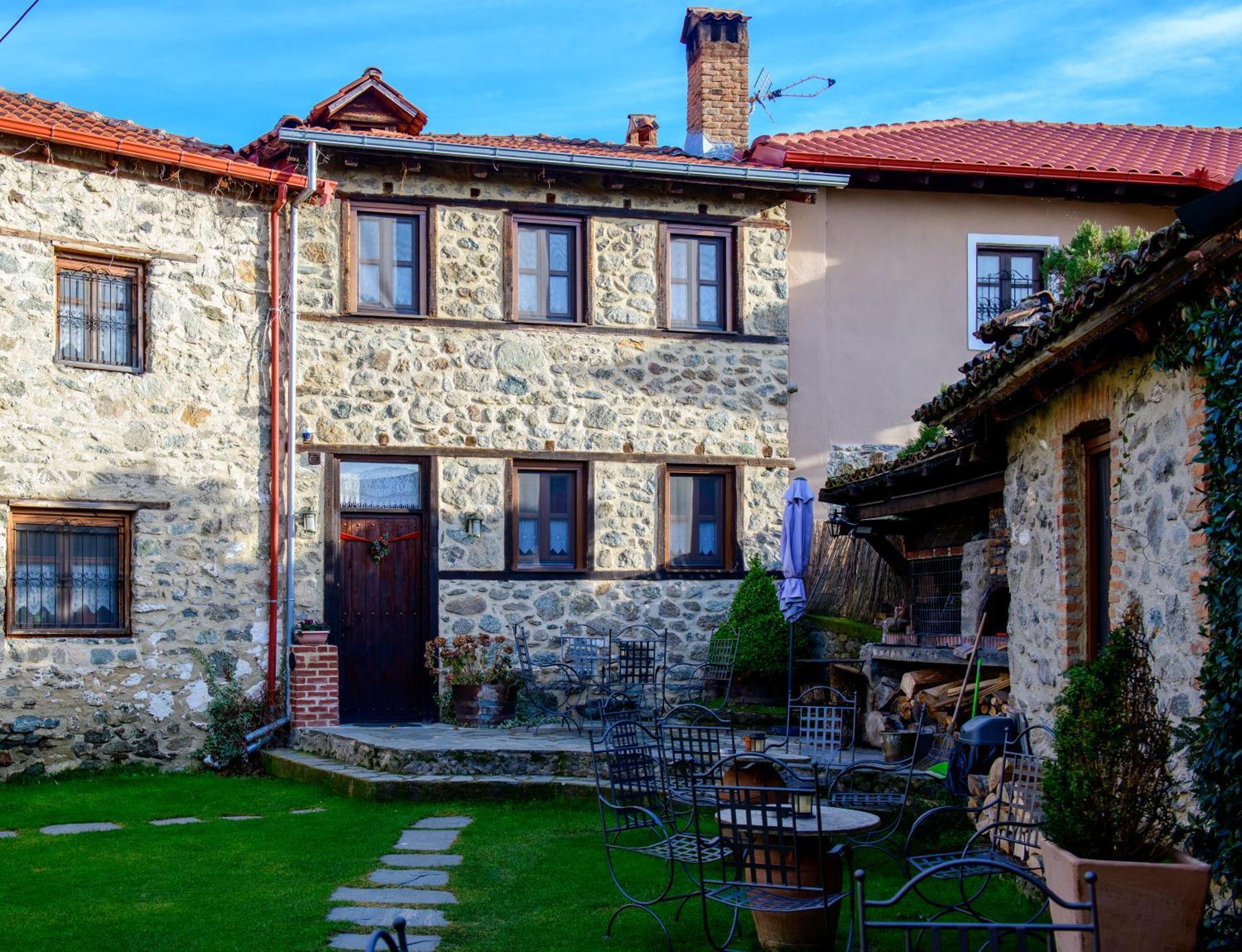 Agios Germanos Hotel Екстериор снимка