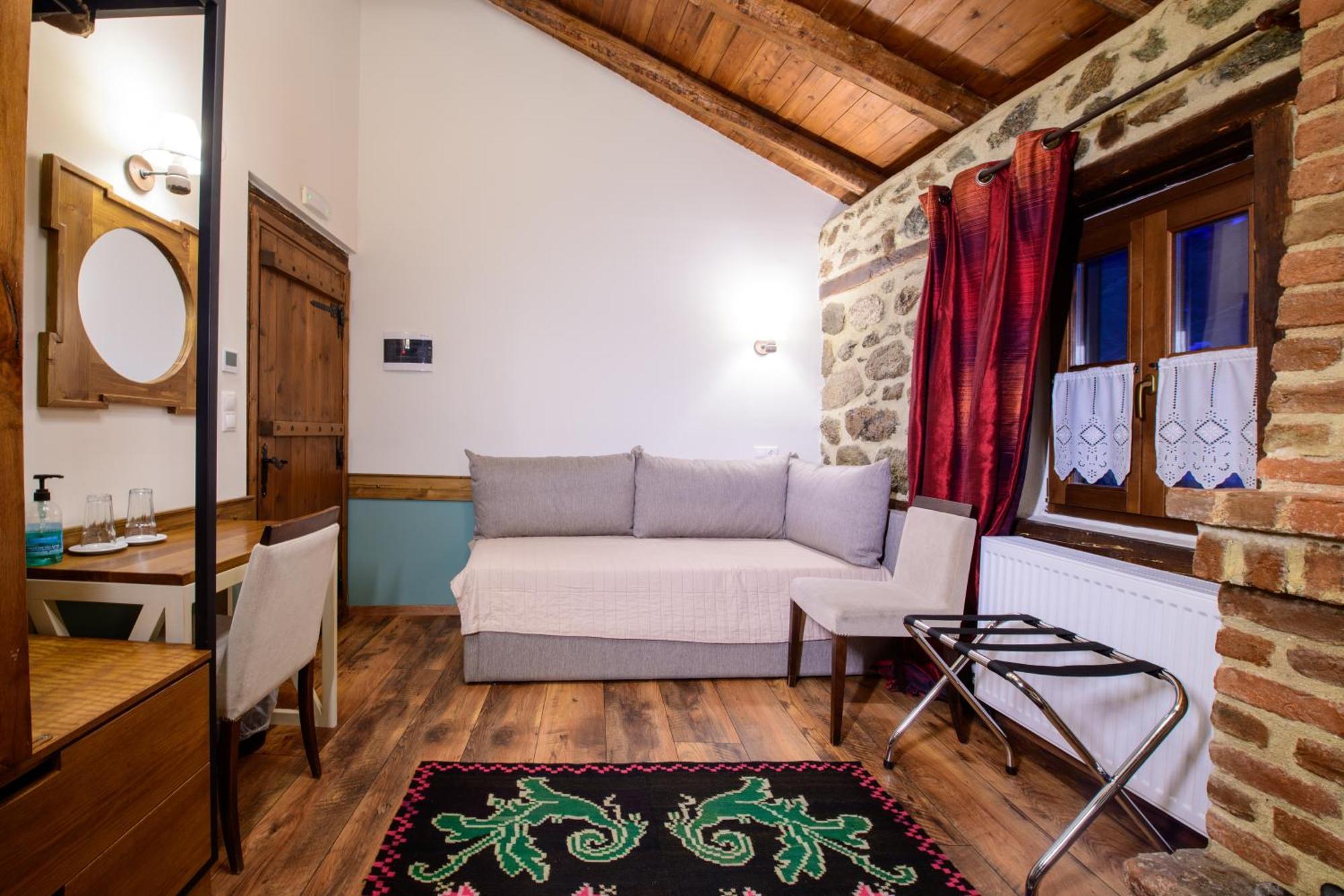 Agios Germanos Hotel Екстериор снимка
