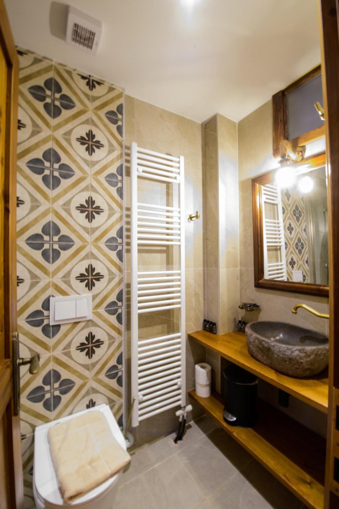 Agios Germanos Hotel Екстериор снимка