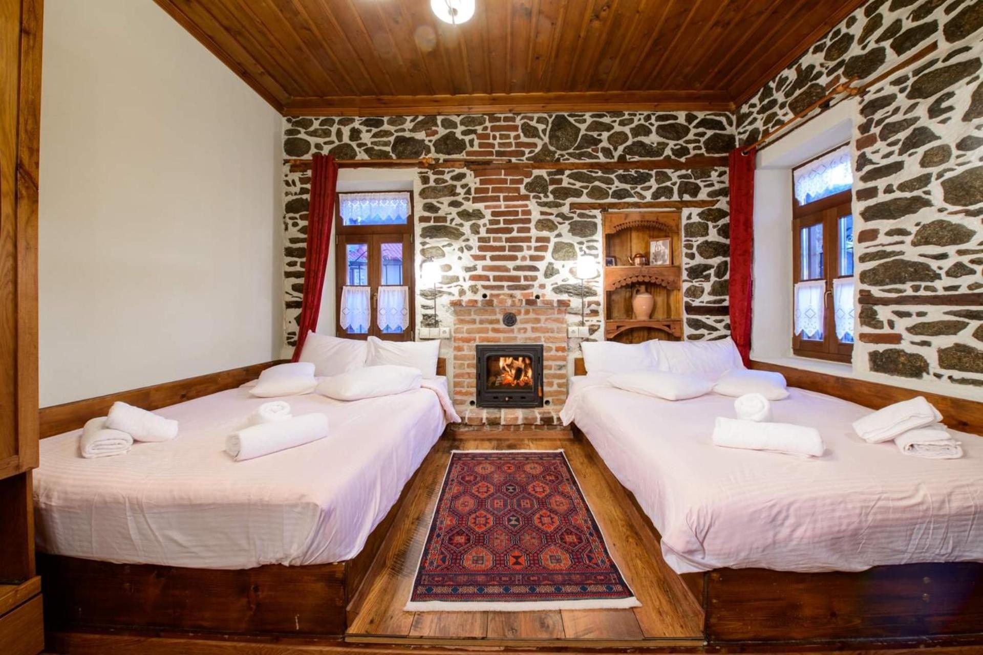 Agios Germanos Hotel Екстериор снимка